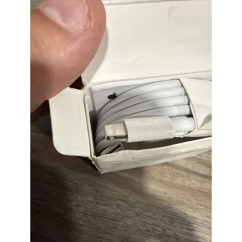 100% Original Genuine Apple Lightning to USB-C Cable 2 meter MW2R3AM/A A2441